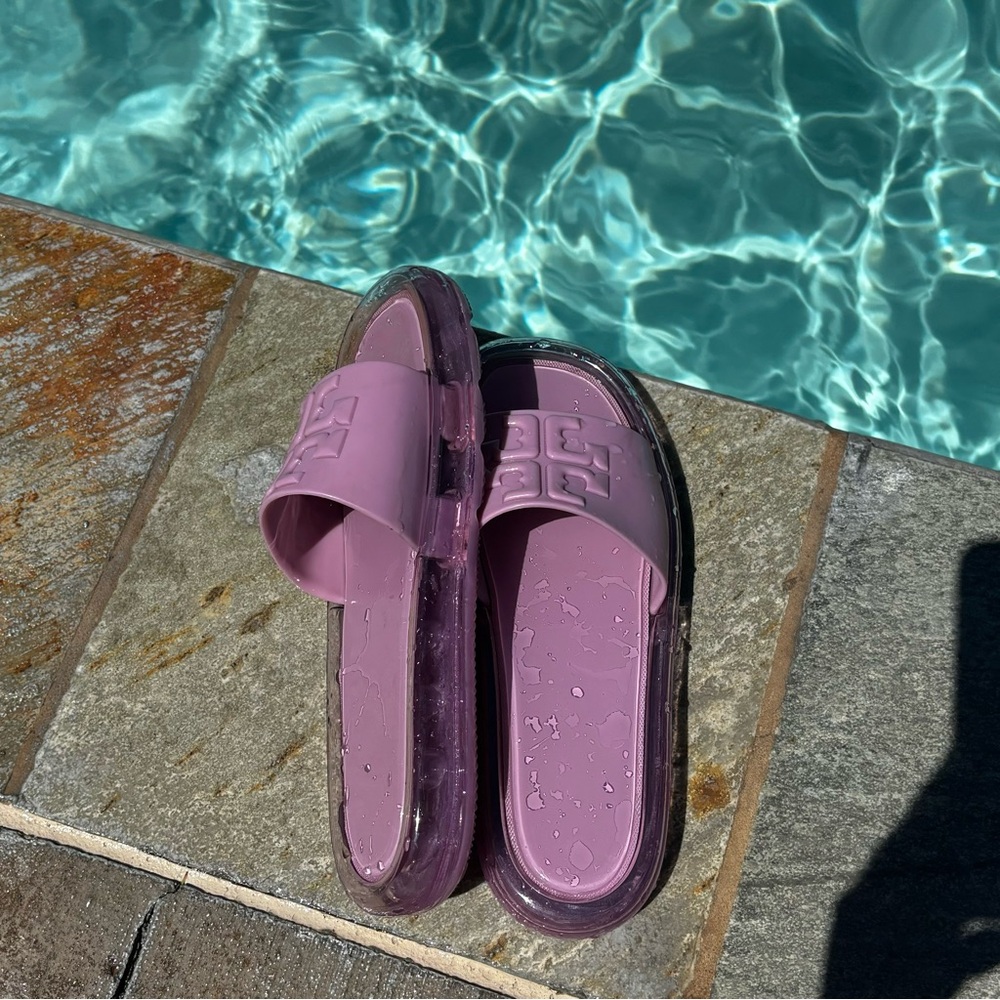 Tory Burch bubble jelly slide